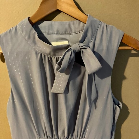 NWOT ModCloth Size Medium Sunny City in Moon Gray Halter Dress with Side Pockets - Picture 3 of 9